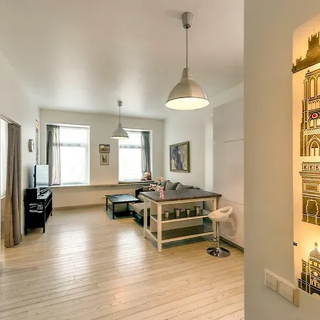 With Stained Glass * Βίλνιους