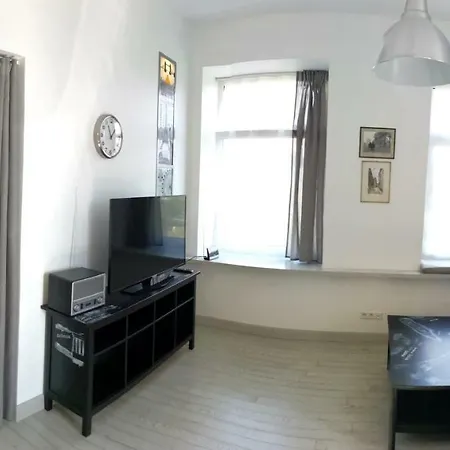 Appartement With Stained Glass *