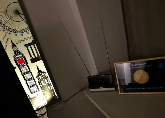 With Stained Glass Апартаменти Вільнюс