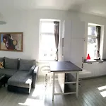 Апартаменты With Stained Glass